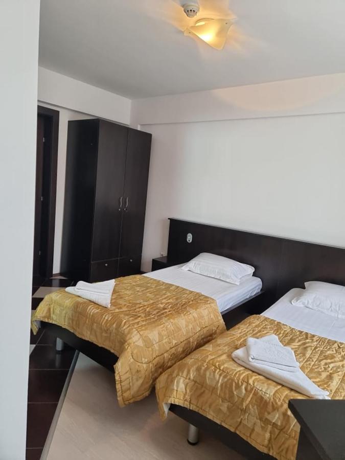 Hotel Vaslui Buitenkant foto