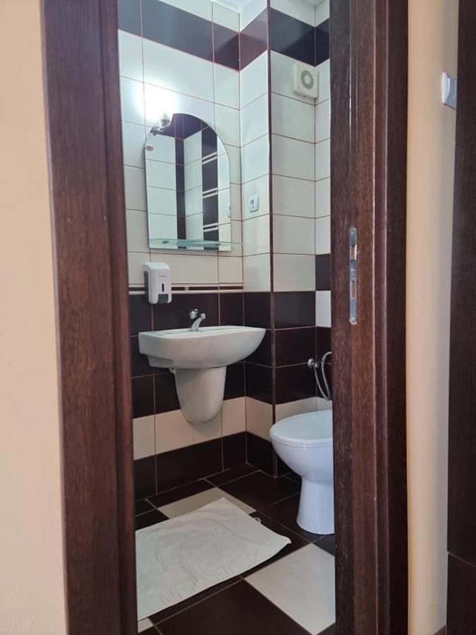Hotel Vaslui Buitenkant foto