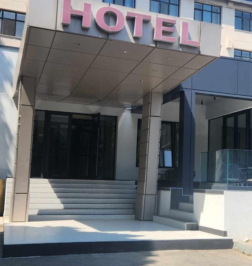 Hotel Vaslui Buitenkant foto